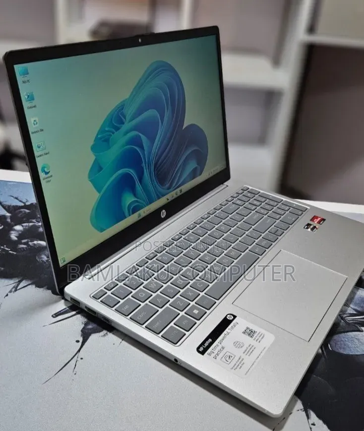 New Laptop HP Stream Notebook 16GB AMD Ryzen 7 SSD 256GB