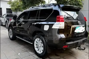 Toyota Land Cruiser Prado 2013 Black