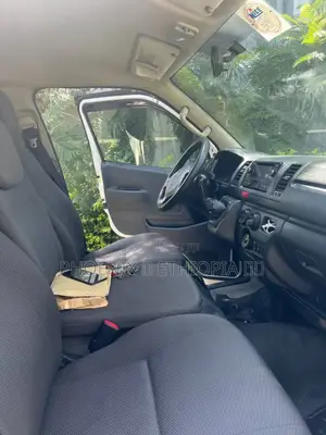 Toyota Land Cruiser Prado 2013 Black