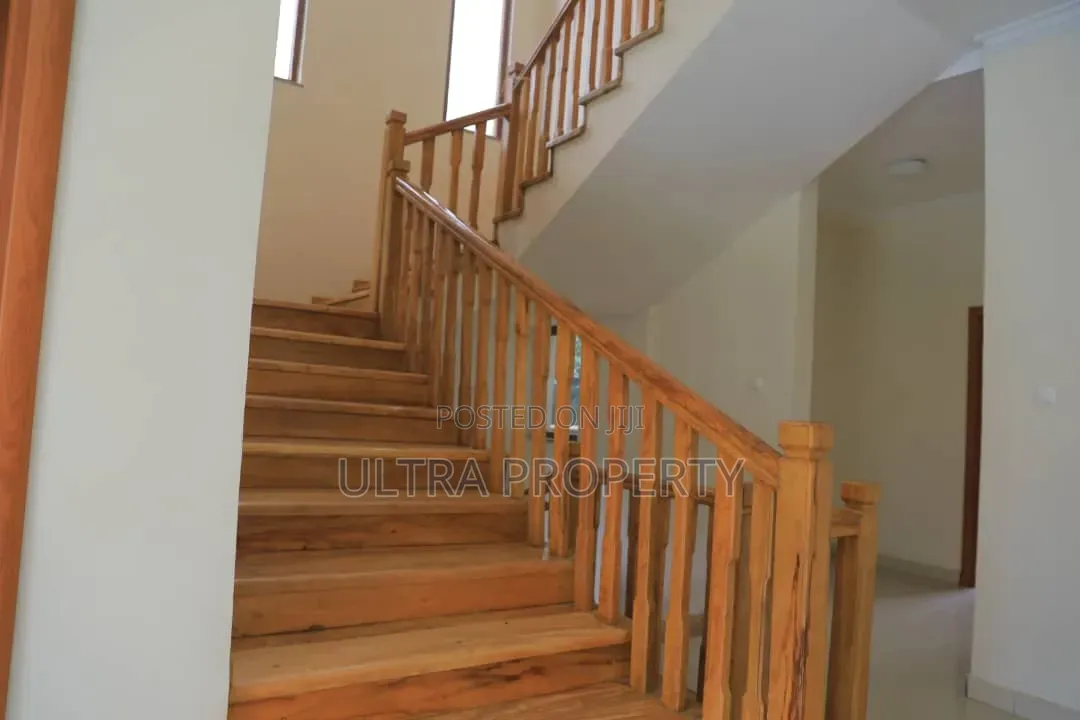 6bdrm Apartment in Bole for rent