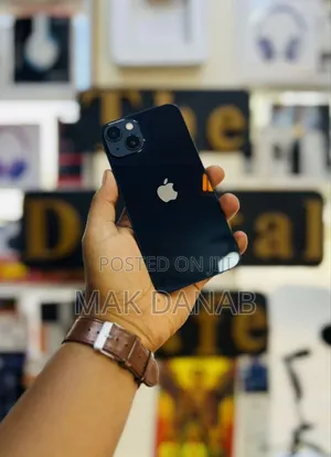 New Apple iPhone 13 128 GB Black