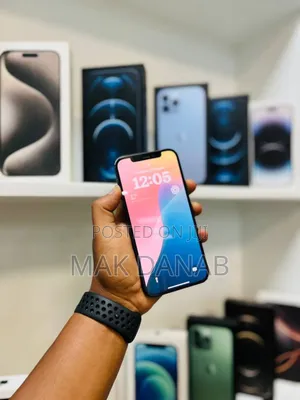 New Apple iPhone 13 128 GB Black