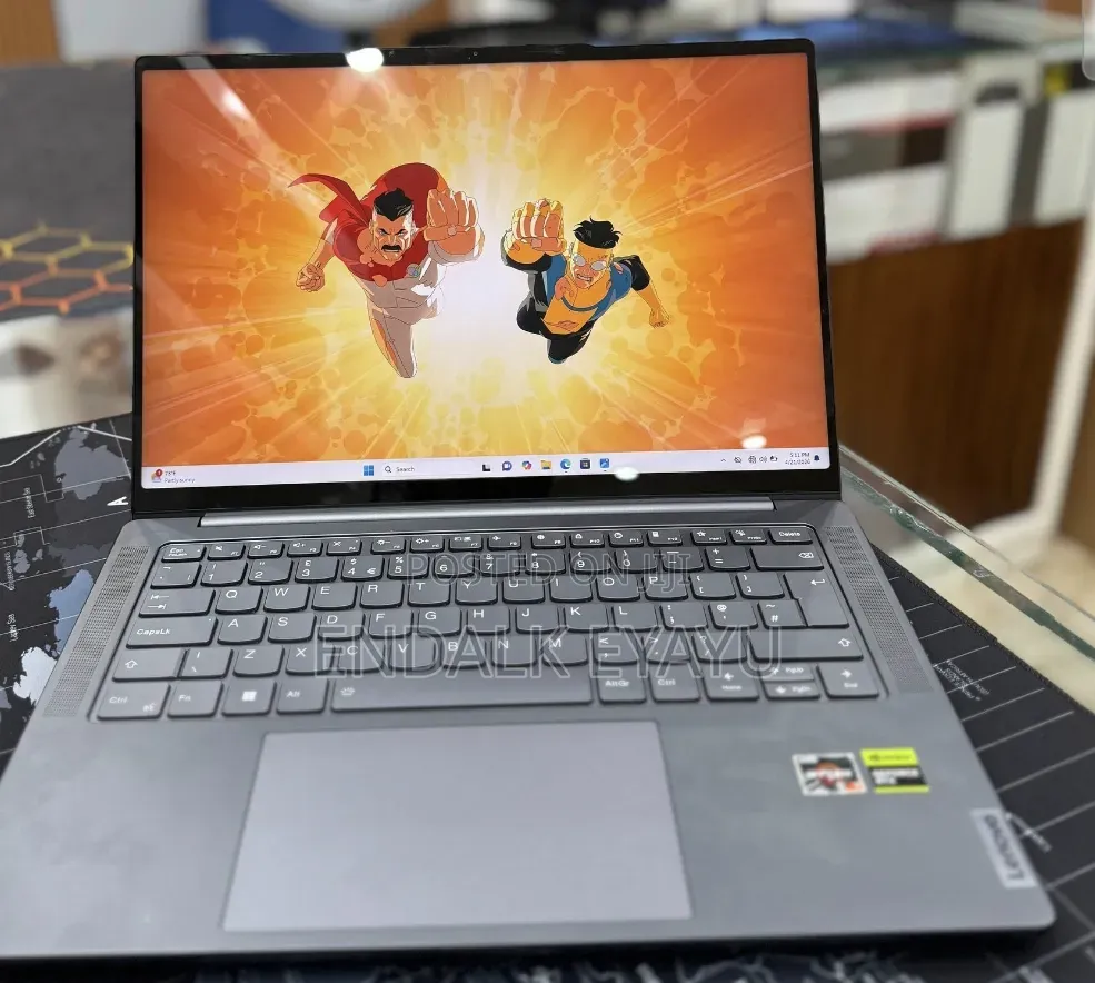 New Laptop Lenovo 32GB AMD Ryzen 7 SSD 512GB