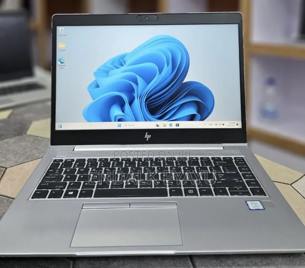 New Laptop HP EliteBook 840 G5 8GB Intel Core i5 SSD 512GB