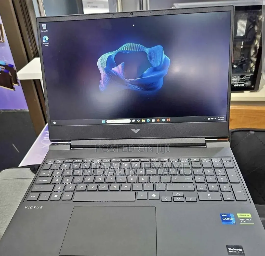 New Laptop HP Victus 16 16GB Intel Core i7 SSD 1T