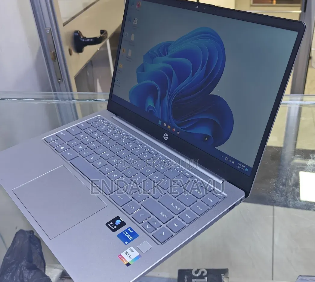 New Laptop HP 16GB Intel Core i5 SSD 512GB