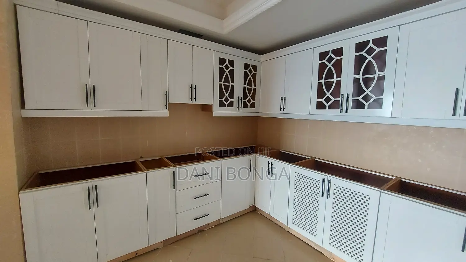 4bdrm Apartment in Nifas Silk-Lafto for sale