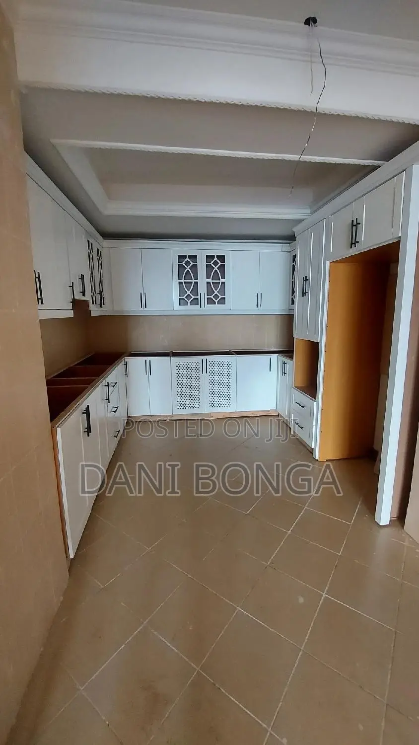 4bdrm Apartment in Nifas Silk-Lafto for sale