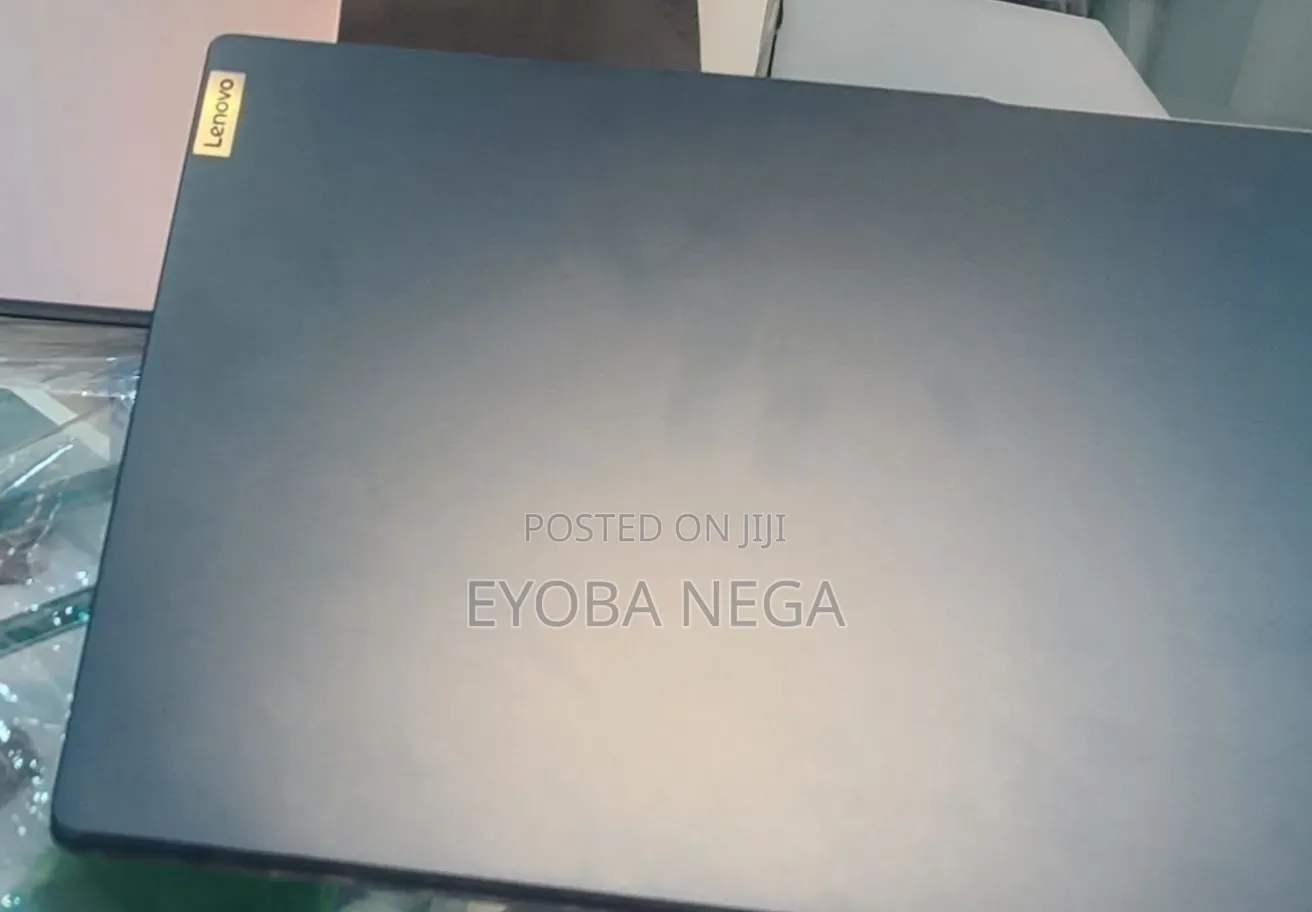 New Laptop Lenovo Yoga 7 15ITL5 16GB AMD Ryzen 7 SSD 512GB