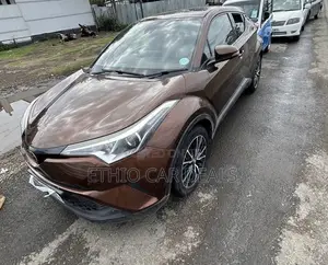 Toyota C-HR 2017 Brown
