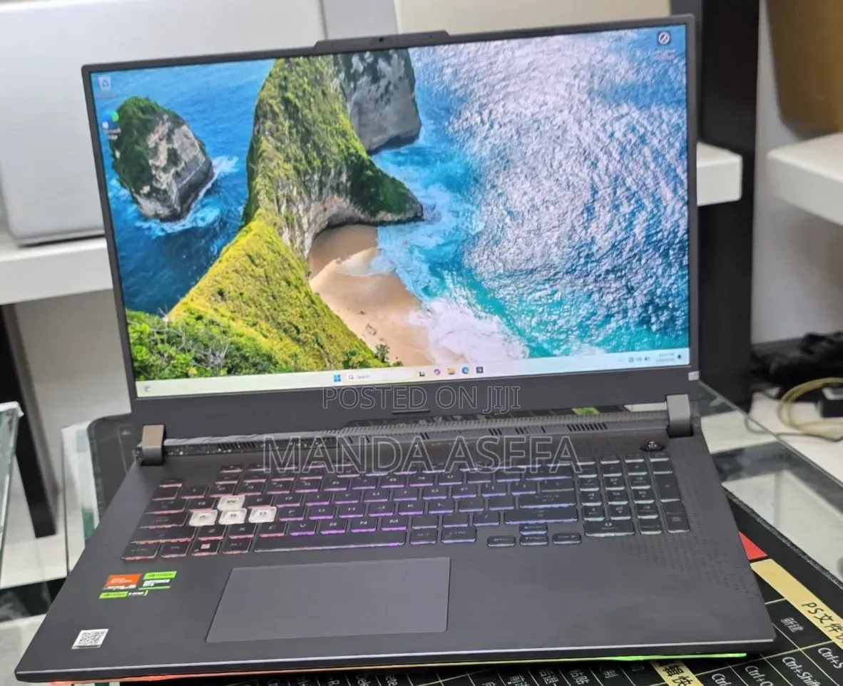 New Laptop Asus ROG Strix G17 16GB AMD Ryzen 9 SSD 1T