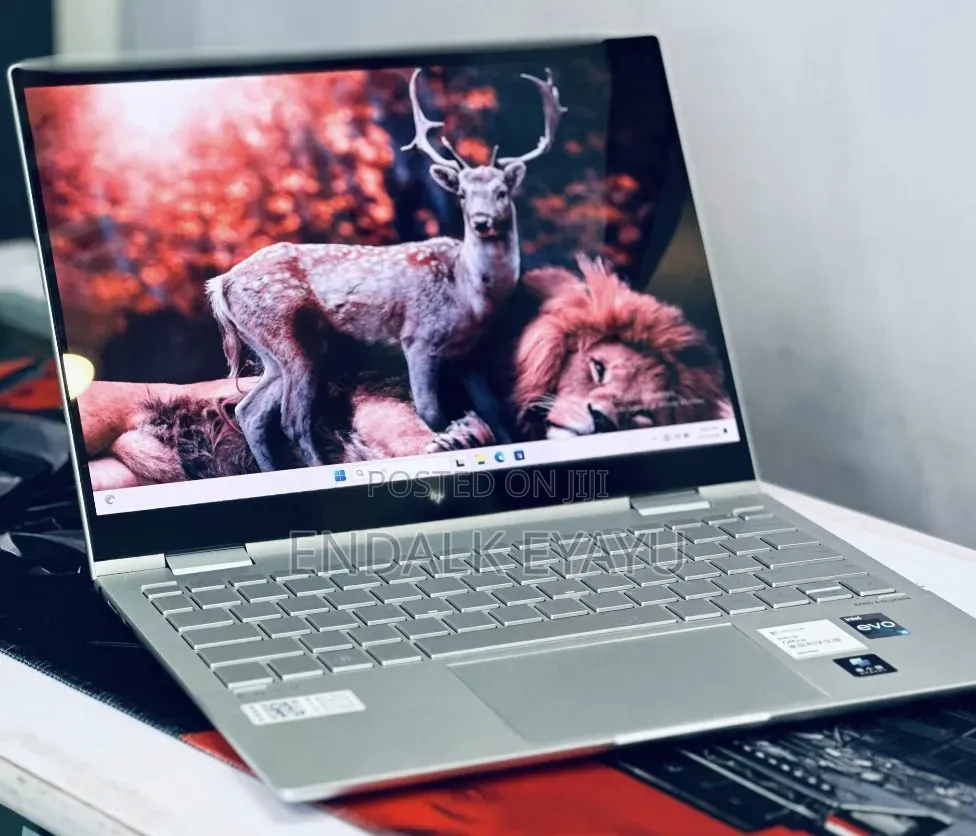 New Laptop HP Envy X360 16GB Intel Core i5 SSD 1T