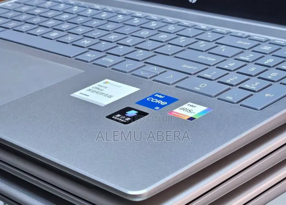 New Laptop HP 16GB Intel Core i5 SSD 1T