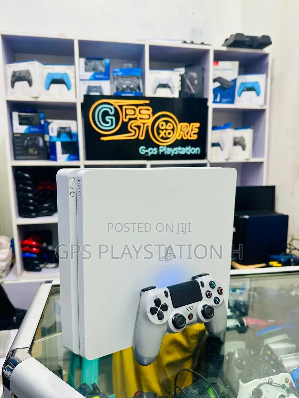 Playstation 4 Slim Jealbreak ዱባይ የመጣ ጀልብሬክ Ps 4