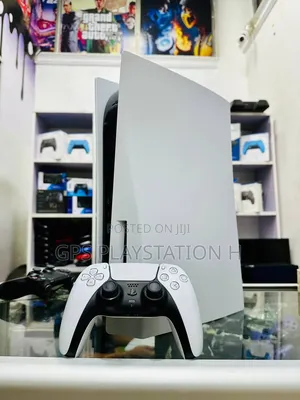 Playstation 5 Standard Model Ps5 ካስፈለገ ያላችሁበት እባመጣለን