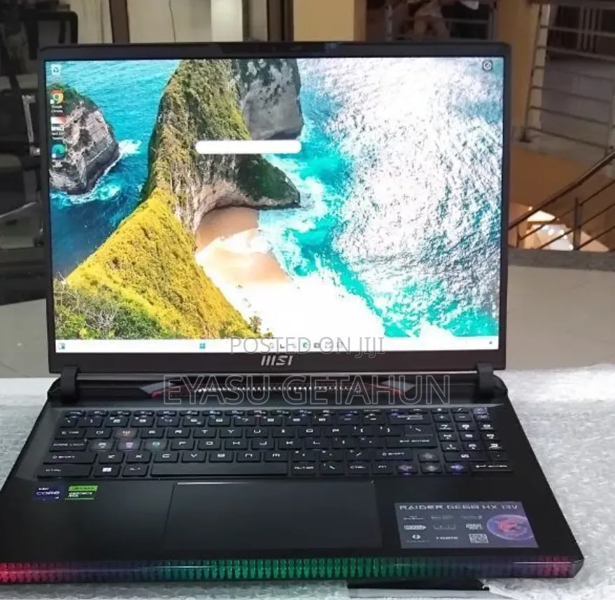 New Laptop MSI Raider GE68HX 13VI-202US 32GB Intel Core i9 SSD 1T