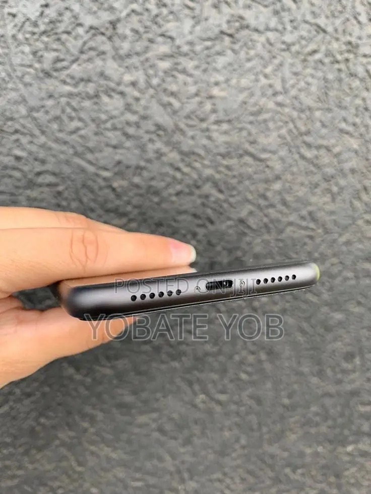 Apple iPhone 11 128 GB Black