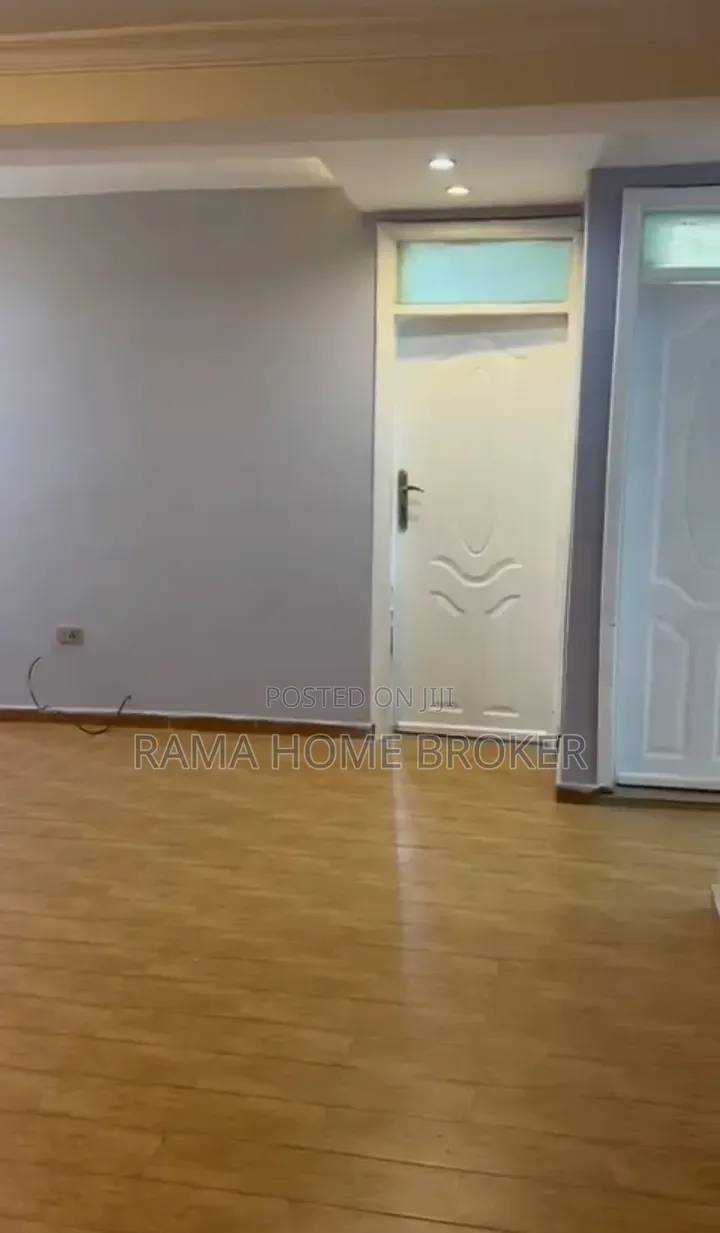 Furnished 3bdrm Condo in ቦሌ አራብሳ ኮንዶሚኒየም, Yeka for sale