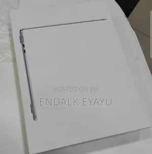 New Laptop Apple MacBook Air 2026 M5 13-inch 16GB Apple M5 SSD 512GB