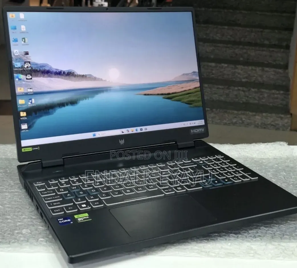 New Laptop Acer Predator Helios 16 16GB Intel Core i9 SSD 1T