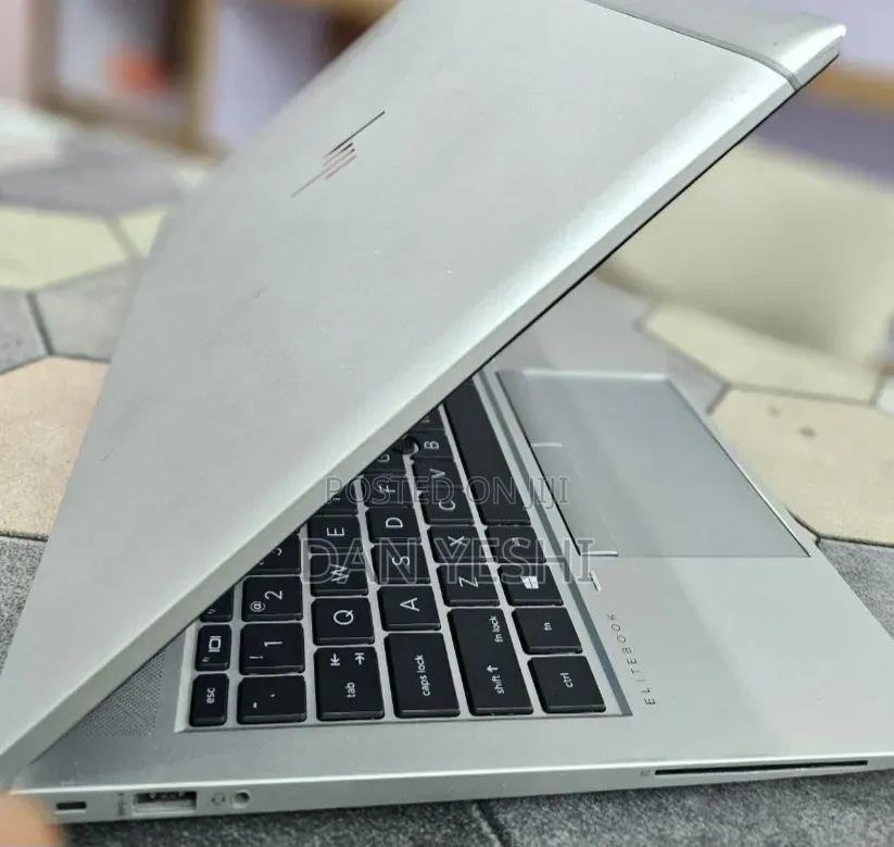 New Laptop HP EliteBook 850 G8 16GB Intel Core i5 SSD 512GB
