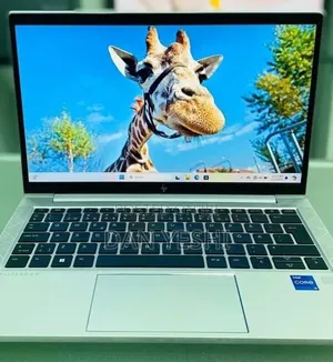 New Laptop HP EliteBook 830 G8 16GB Intel Core i5 SSD 512GB