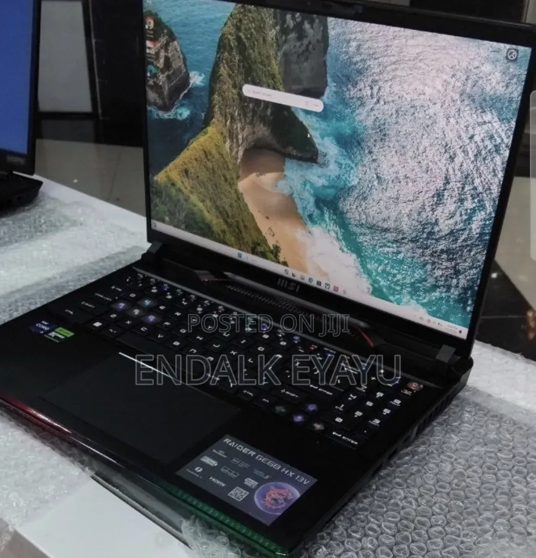 New Laptop MSI 32GB Intel Core i9 SSD 1T