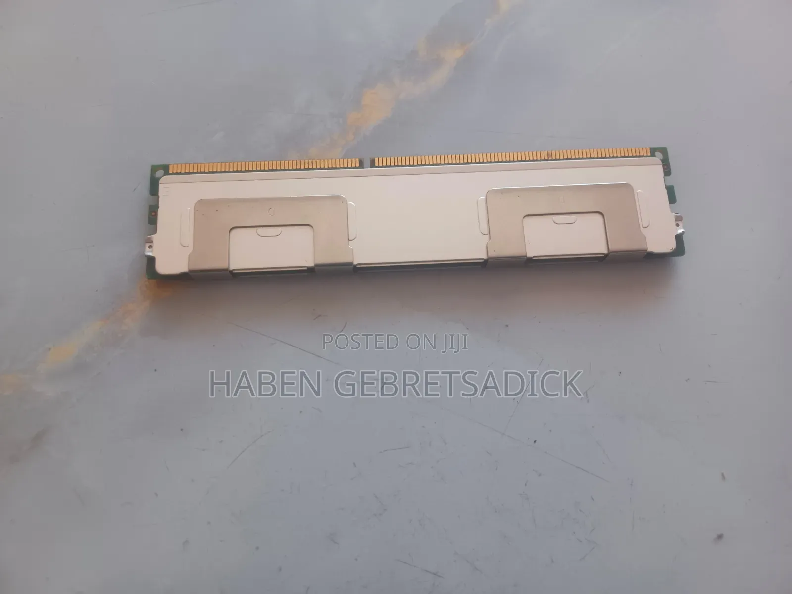 የ ሰርቨር ራም 16gb የፈጠነ ሰው ይውሰድ
