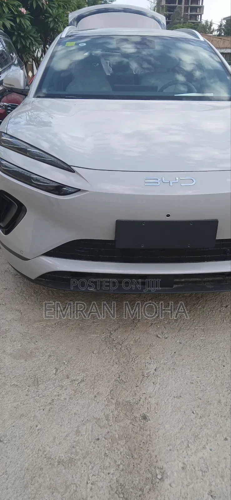 New BYD Sealion 06 EV 2025 Off white