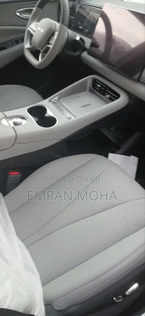 New BYD Sealion 06 EV 2025 Off white