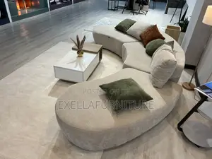 ቅንጡ ከርቭ ሶፋ | Stylish Curve Sofa |