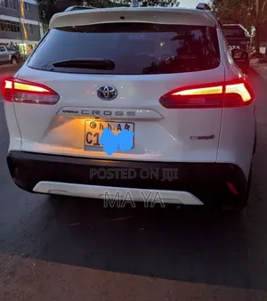 Toyota Corolla Cross 2023 White