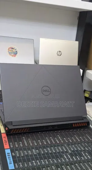 New Laptop Dell G15 5511 16GB Intel Core i7 SSD 1T