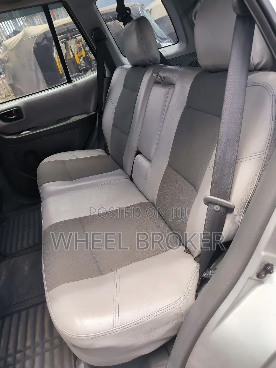 Hyundai Santa Fe 2002 Silver