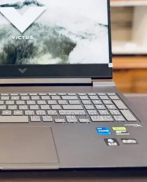 New Laptop HP Victus 16 16GB Intel Core i7 SSD 1T