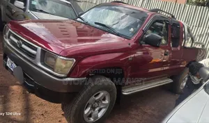 Toyota Hilux 2001