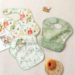 6pcs Waterproof Polyester Baby Feeding Bibs Sets.