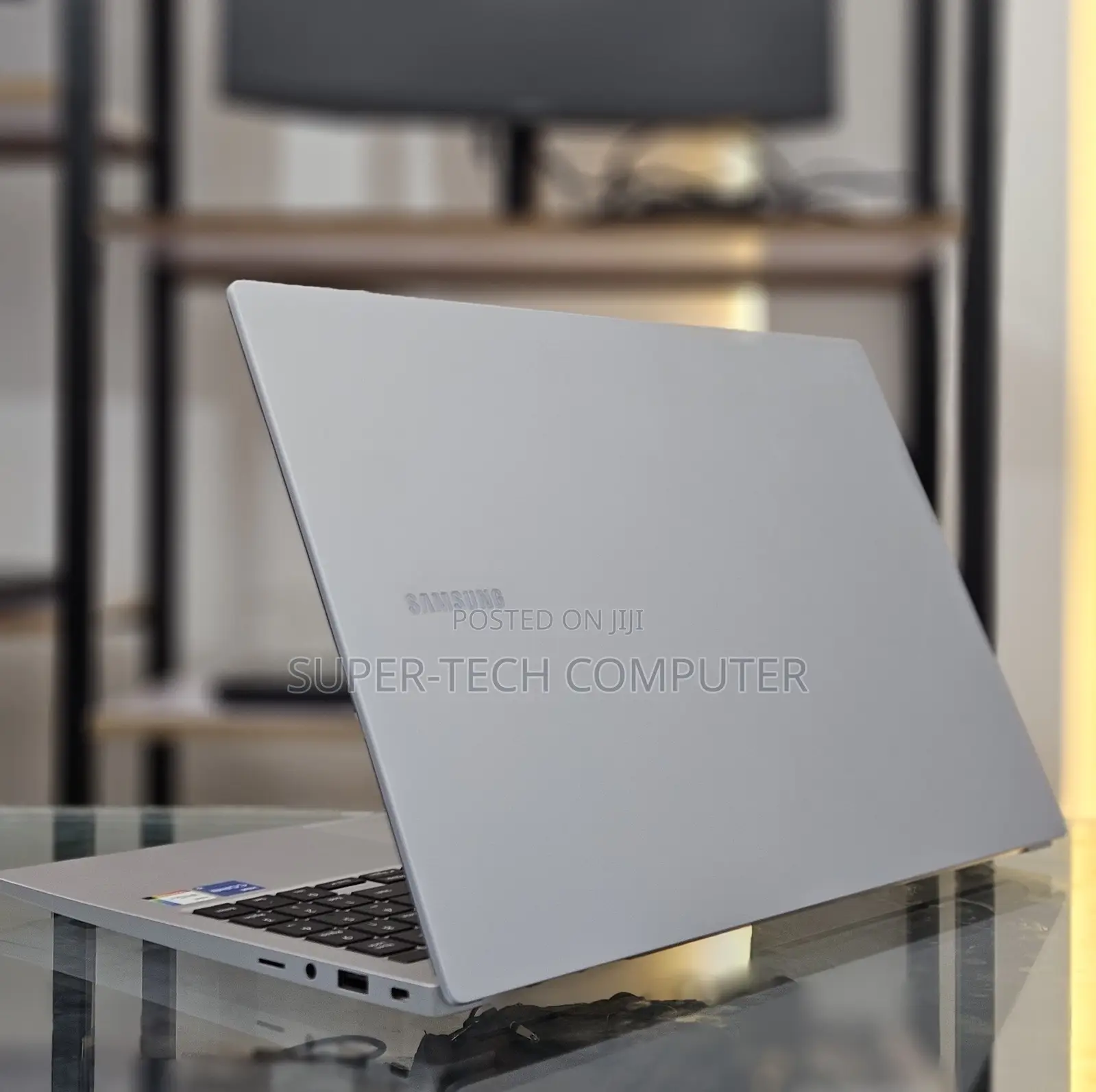 New Samsung Galaxy Book3 360 15 NP750QFG 8GB Intel Core i5 SSD 512GB