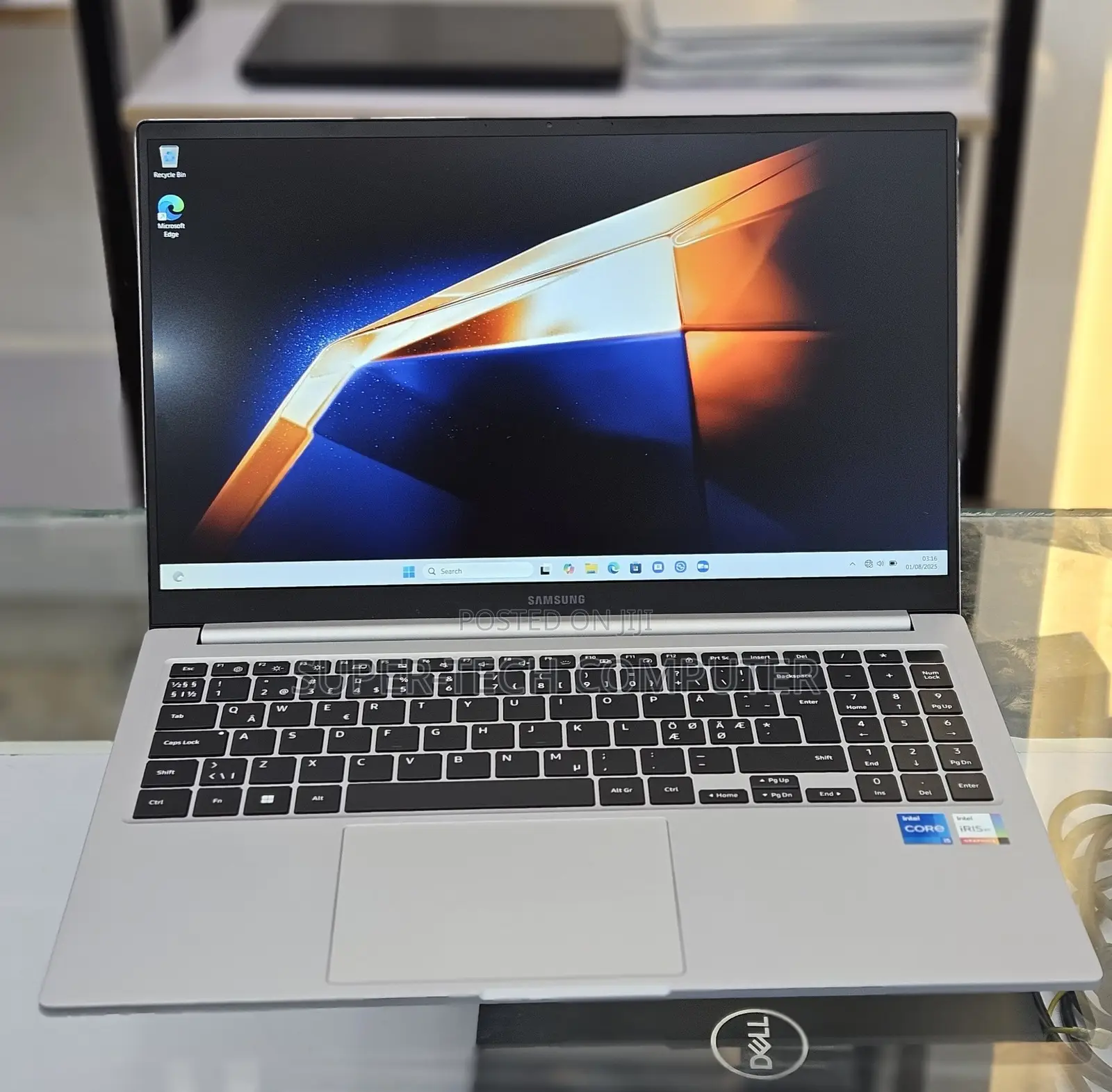 New Samsung Galaxy Book3 360 15 NP750QFG 8GB Intel Core i5 SSD 512GB
