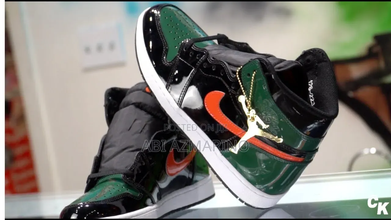 Nike Air Jordan 1 Retro High Solefly