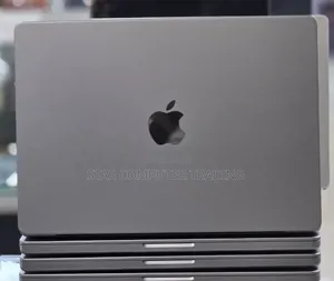 New Laptop Apple MacBook Pro M1 32GB Apple M1 Pro SSD 512GB