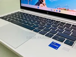 New Laptop HP EliteBook 830 G8 16GB Intel Core i5 SSD 512GB