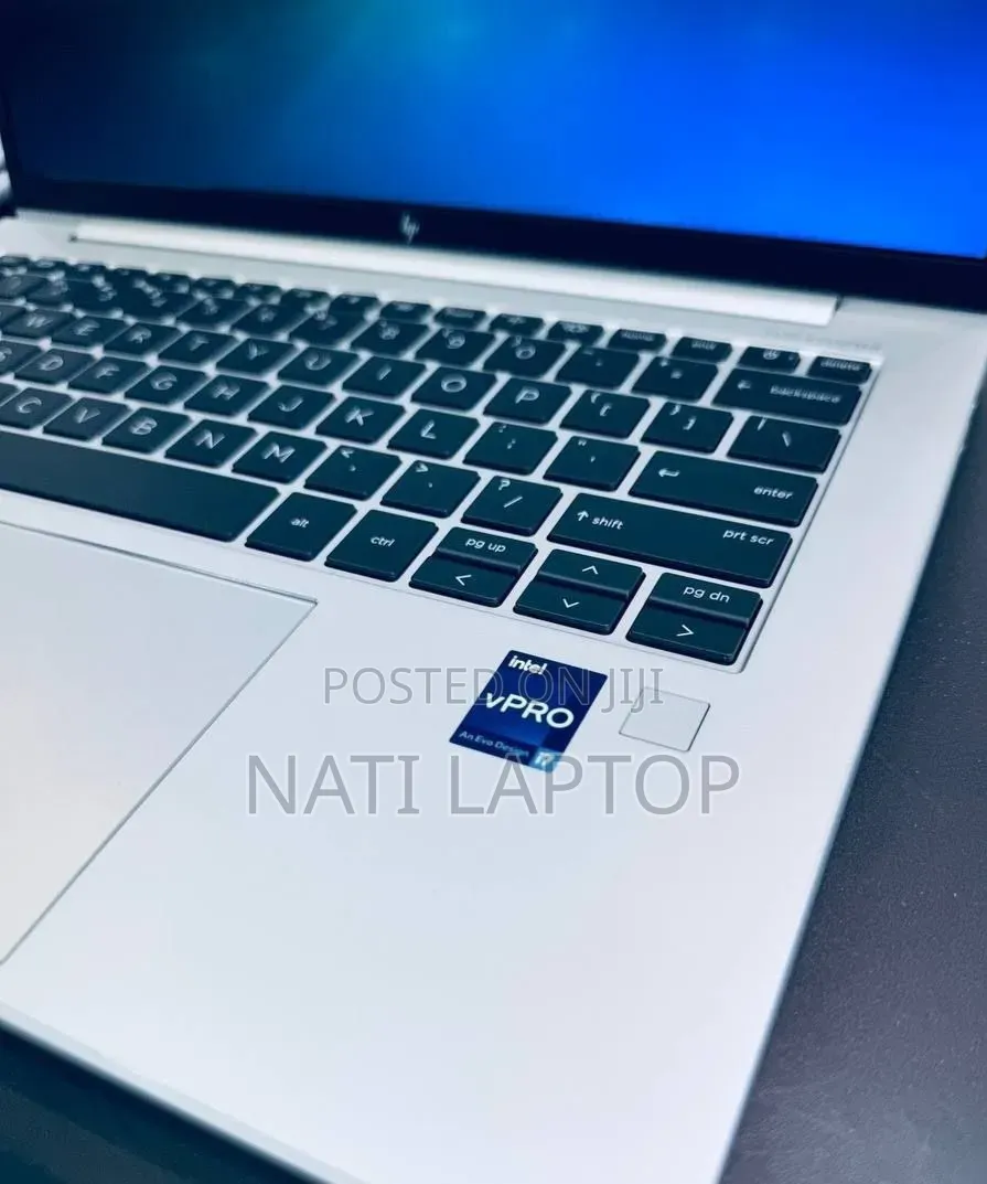 New Laptop HP EliteBook 840 G10 16GB Intel Core i7 SSD 512GB