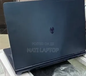 New Laptop Alienware X16 32GB Intel Core Ultra 9 SSD 1T