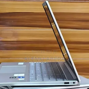New Laptop HP 16GB Intel Core i5 SSD 1T