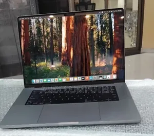 New Laptop Apple MacBook Pro M1 16GB Apple M1 Pro SSD 512GB