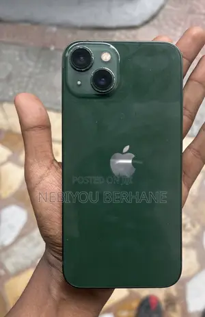 Apple iPhone 13 128 GB Green
