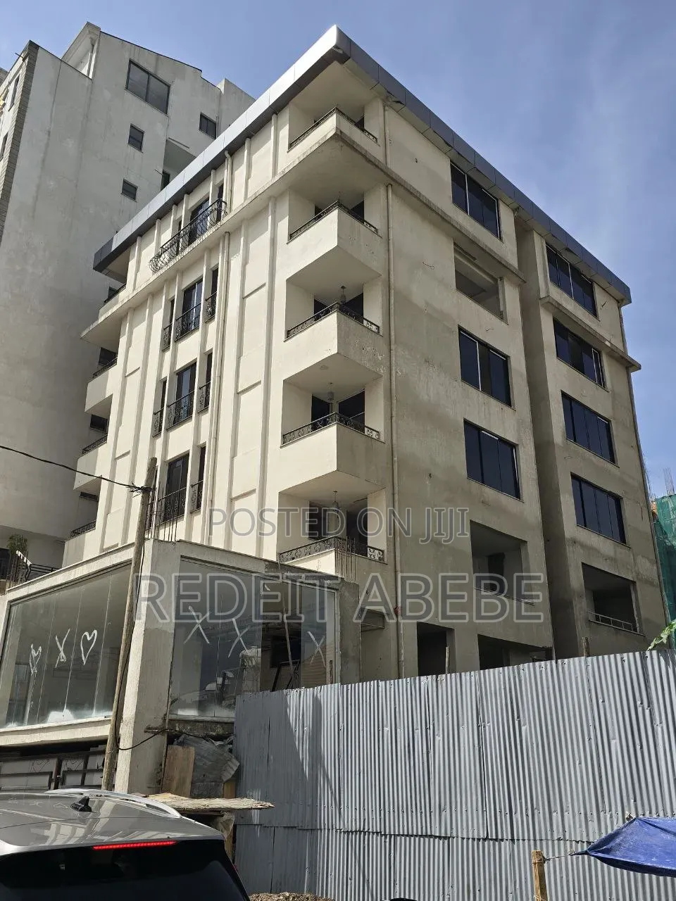 1bdrm Apartment in Apartment, Bole for sale