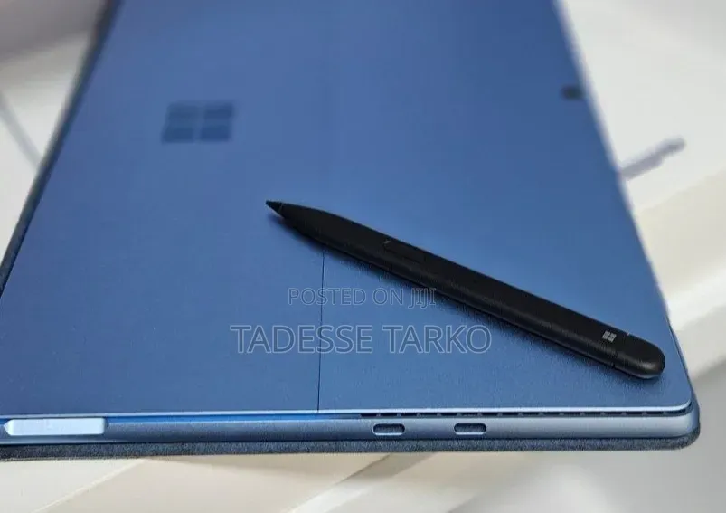 New Microsoft Surface Pro 11th Edition, a Copilot+ PC 16GB SSD 512GB