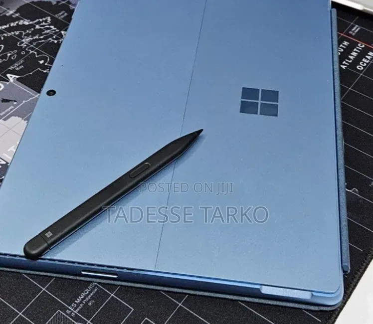 New Microsoft Surface Pro 11th Edition, a Copilot+ PC 16GB SSD 512GB